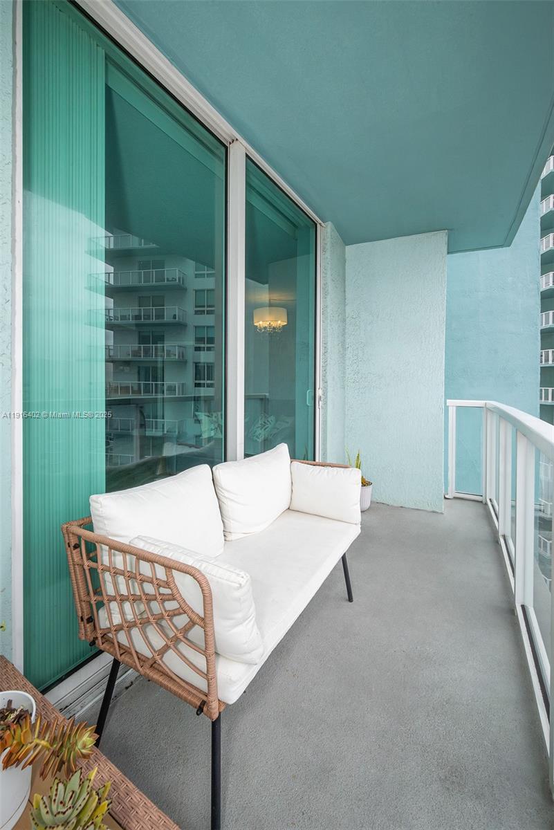 1900 N Bayshore Dr #4019, Miami FL 33132