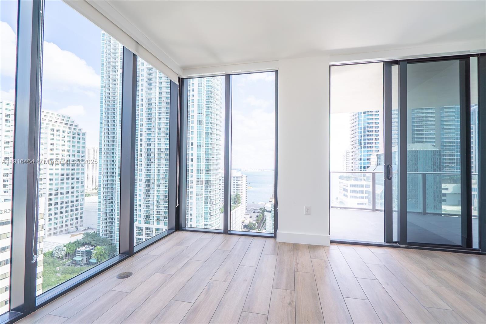 1010 Brickell Ave #2201, Miami FL 33131