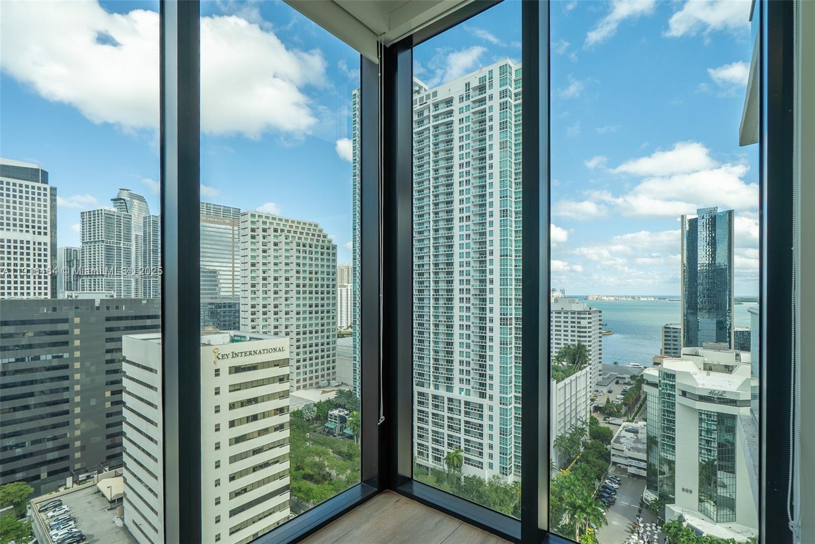 1010 Brickell Ave #2201, Miami FL 33131