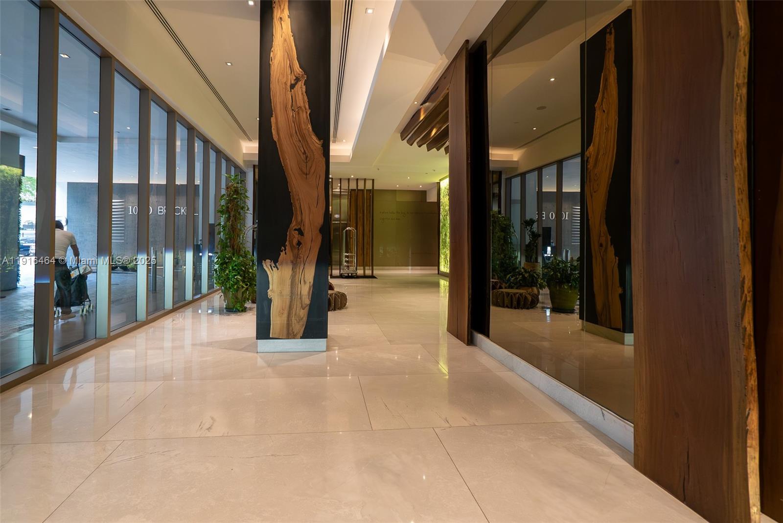 1010 Brickell Ave #2201, Miami FL 33131