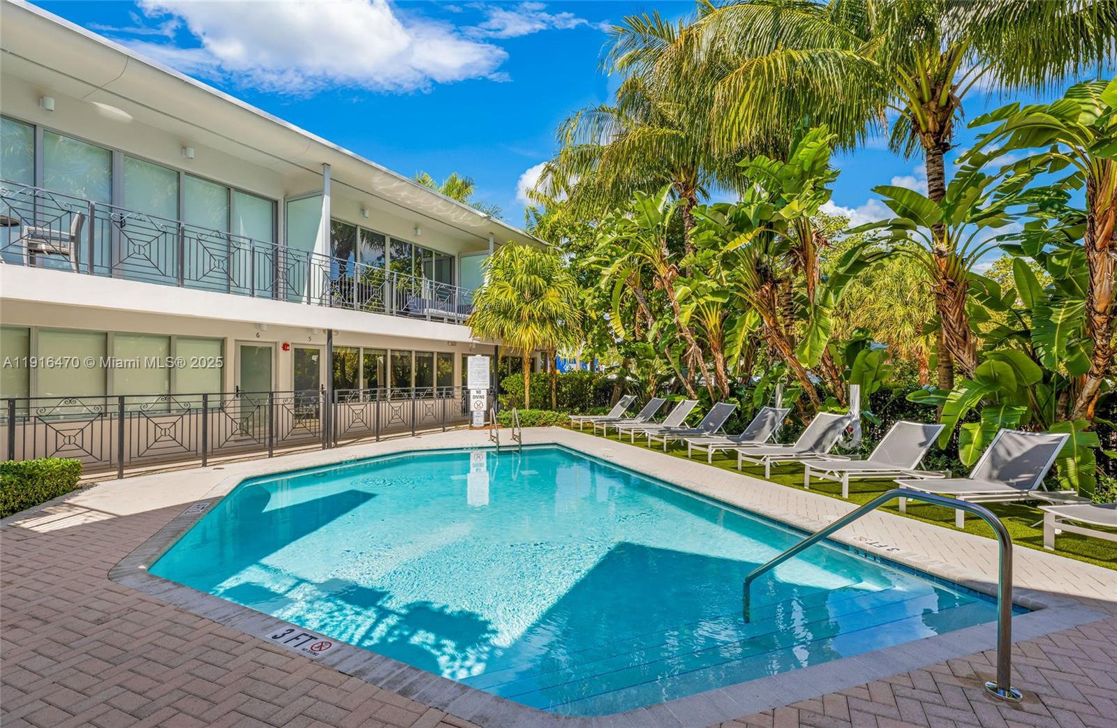 435 21st St #311, Miami Beach FL 33139