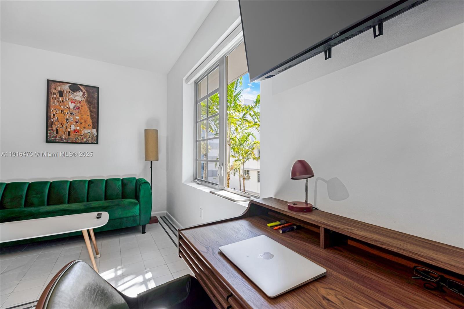 435 21st St #311, Miami Beach FL 33139