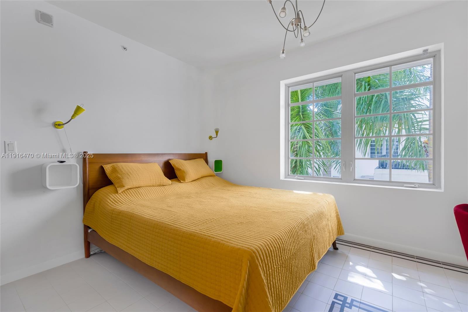 435 21st St #311, Miami Beach FL 33139