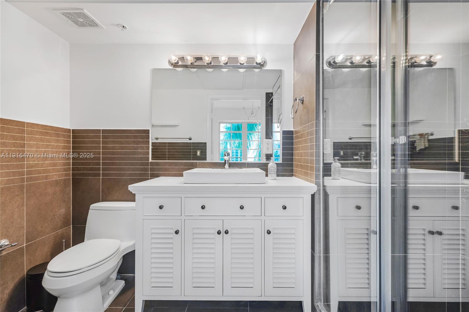 435 21st St #311, Miami Beach FL 33139