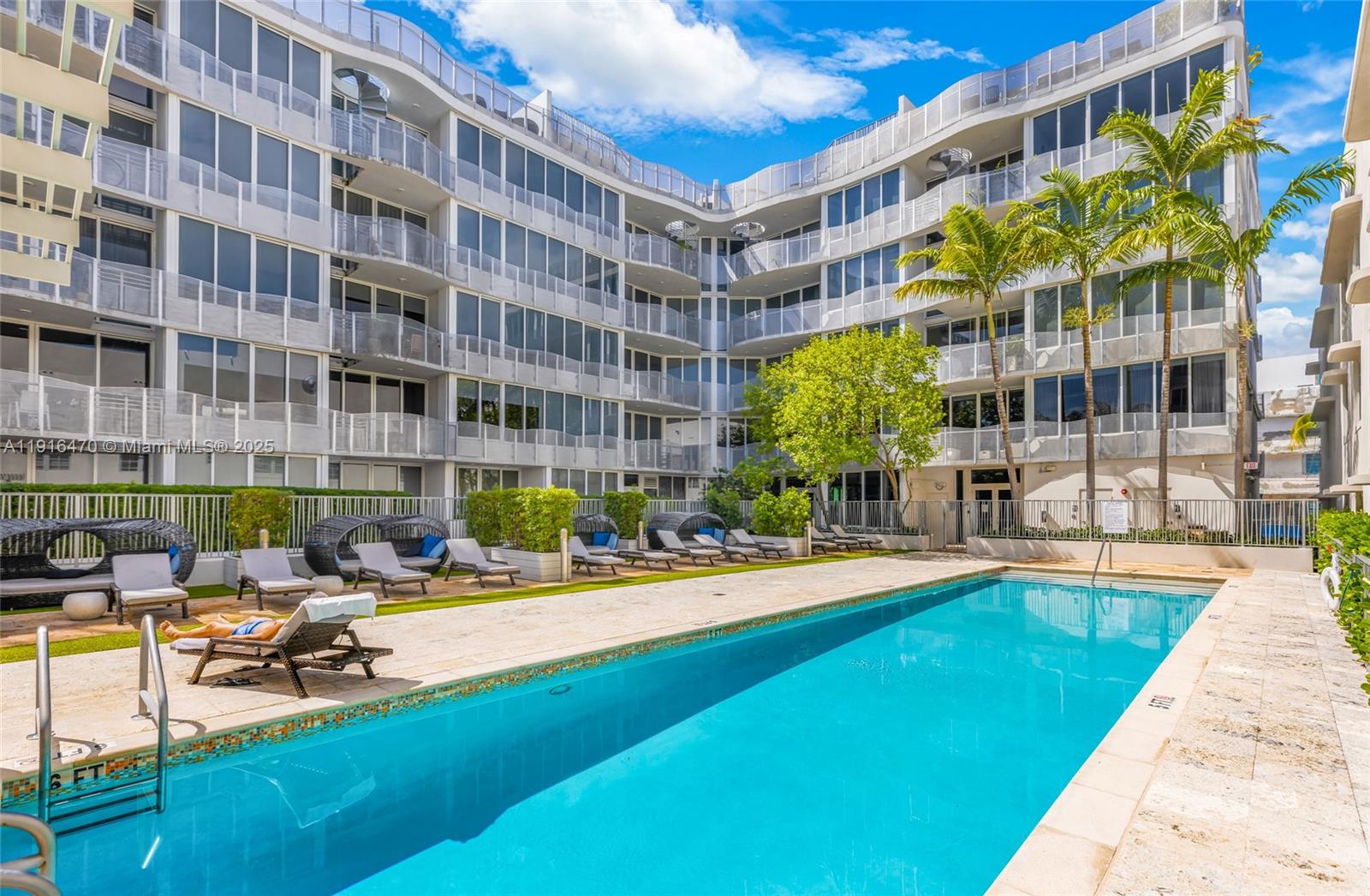 435 21st St #311, Miami Beach FL 33139