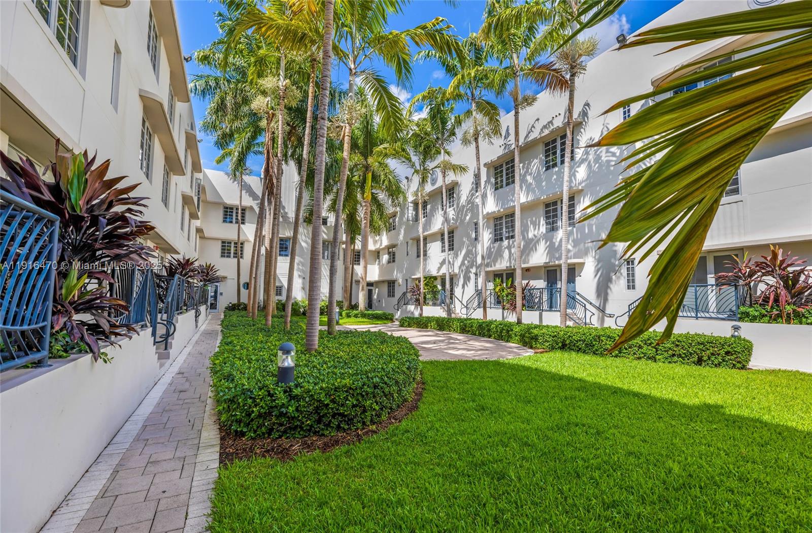 435 21st St #311, Miami Beach FL 33139
