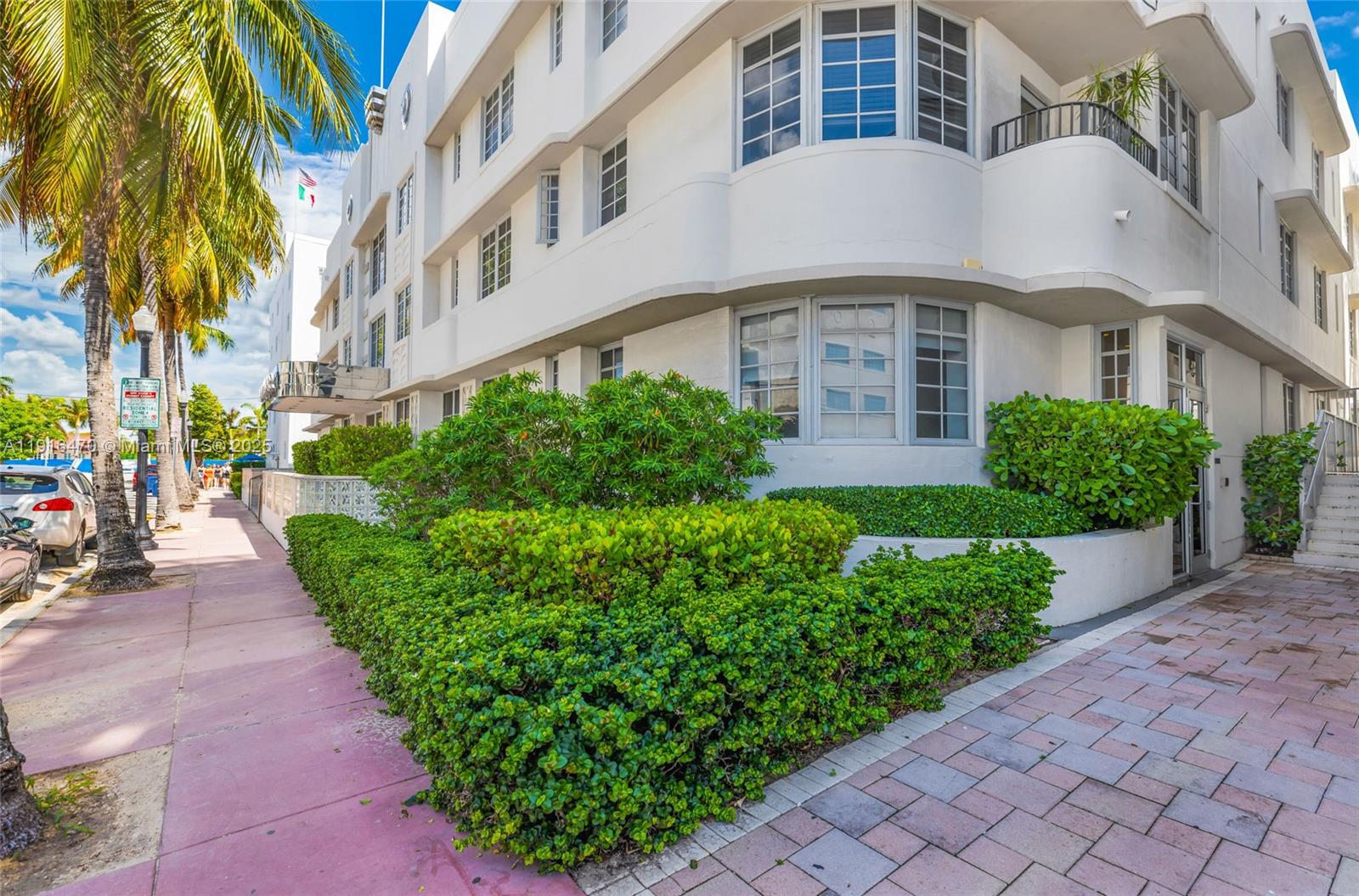 435 21st St #311, Miami Beach FL 33139