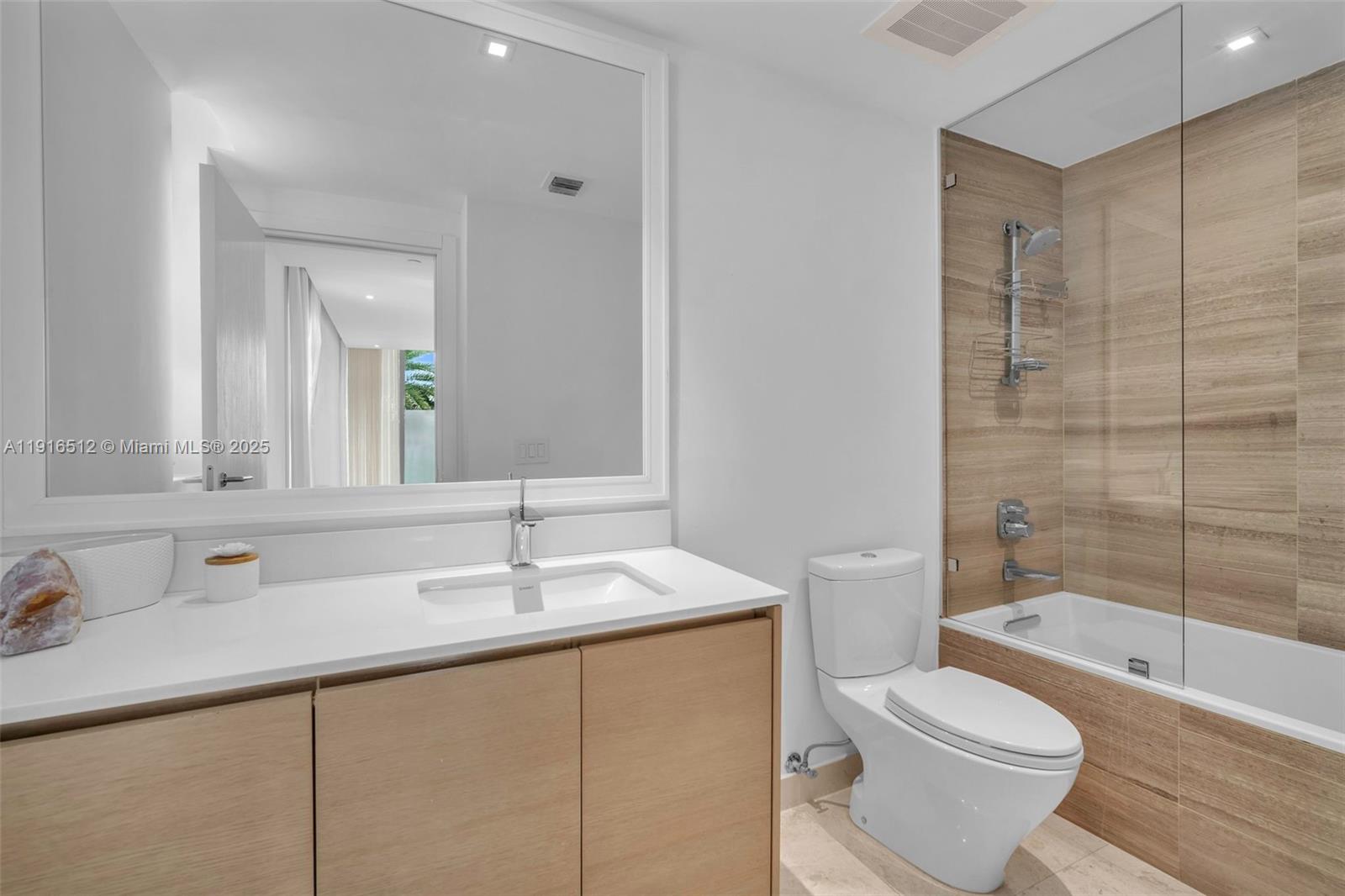 9501 Collins Ave #1, Surfside FL 33154