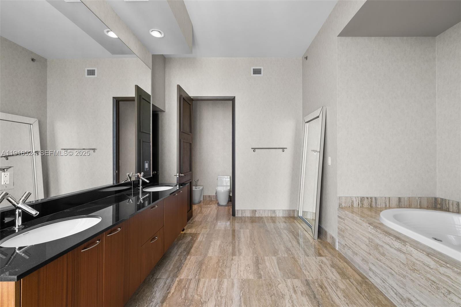 16001 Collins Ave #4001, Sunny Isles Beach FL 33160