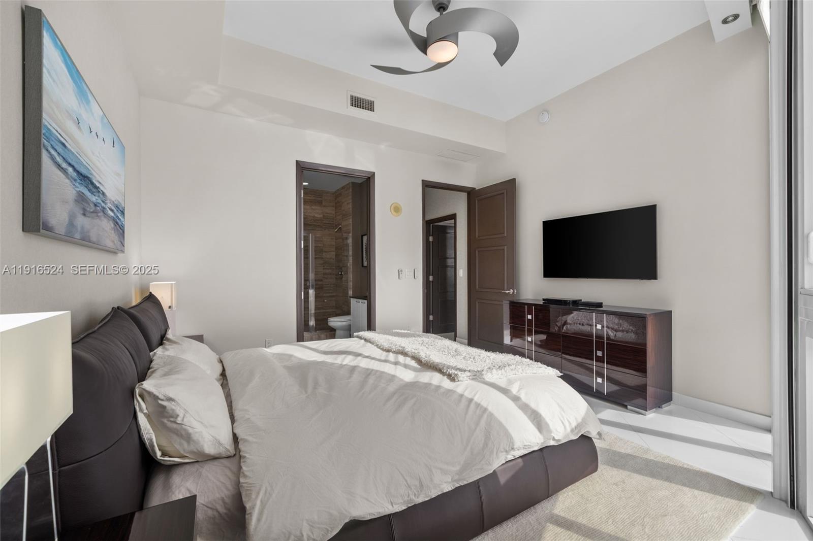 16001 Collins Ave #4001, Sunny Isles Beach FL 33160