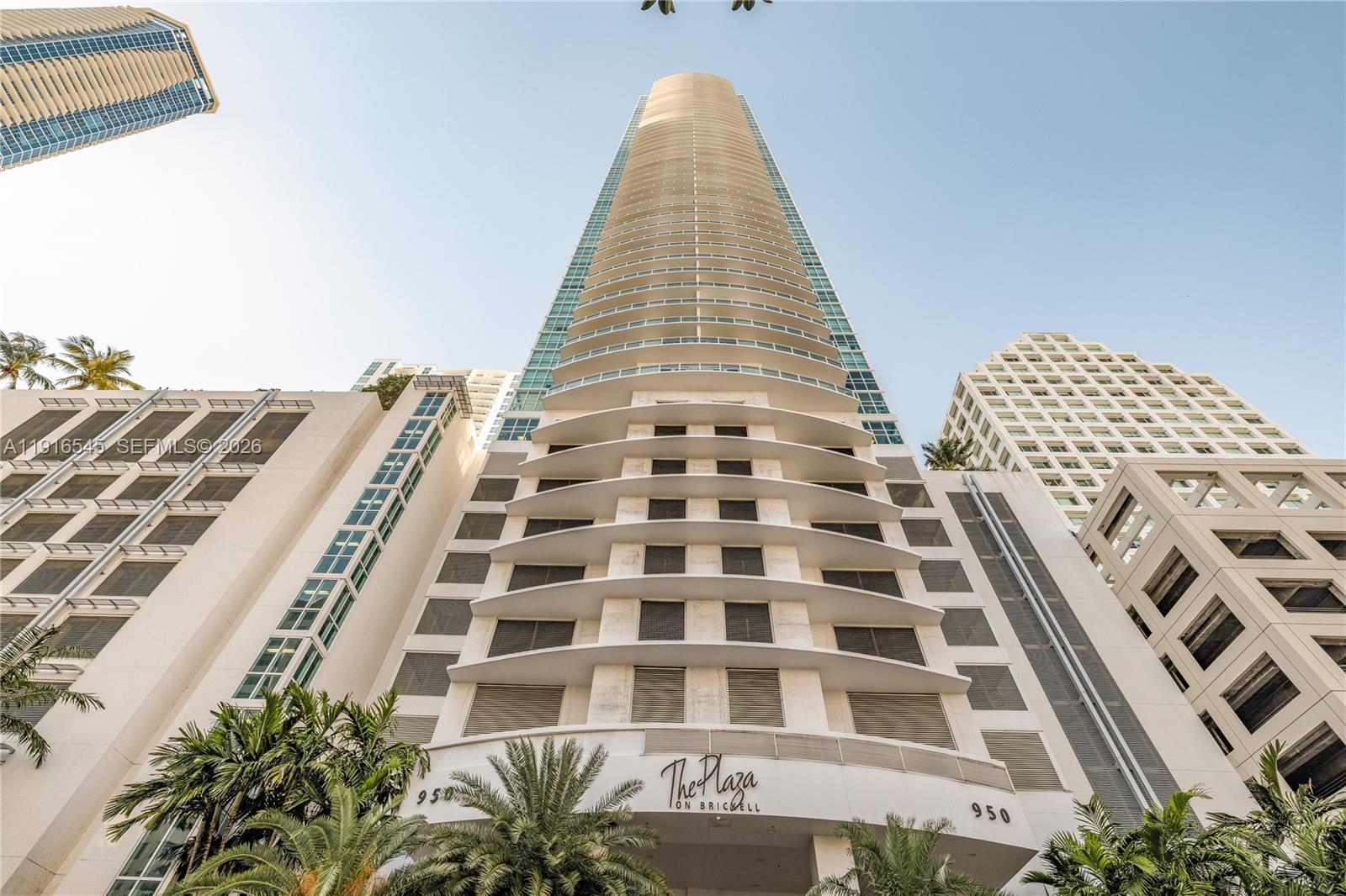 950 Brickell Bay Dr #1404, Miami FL 33131