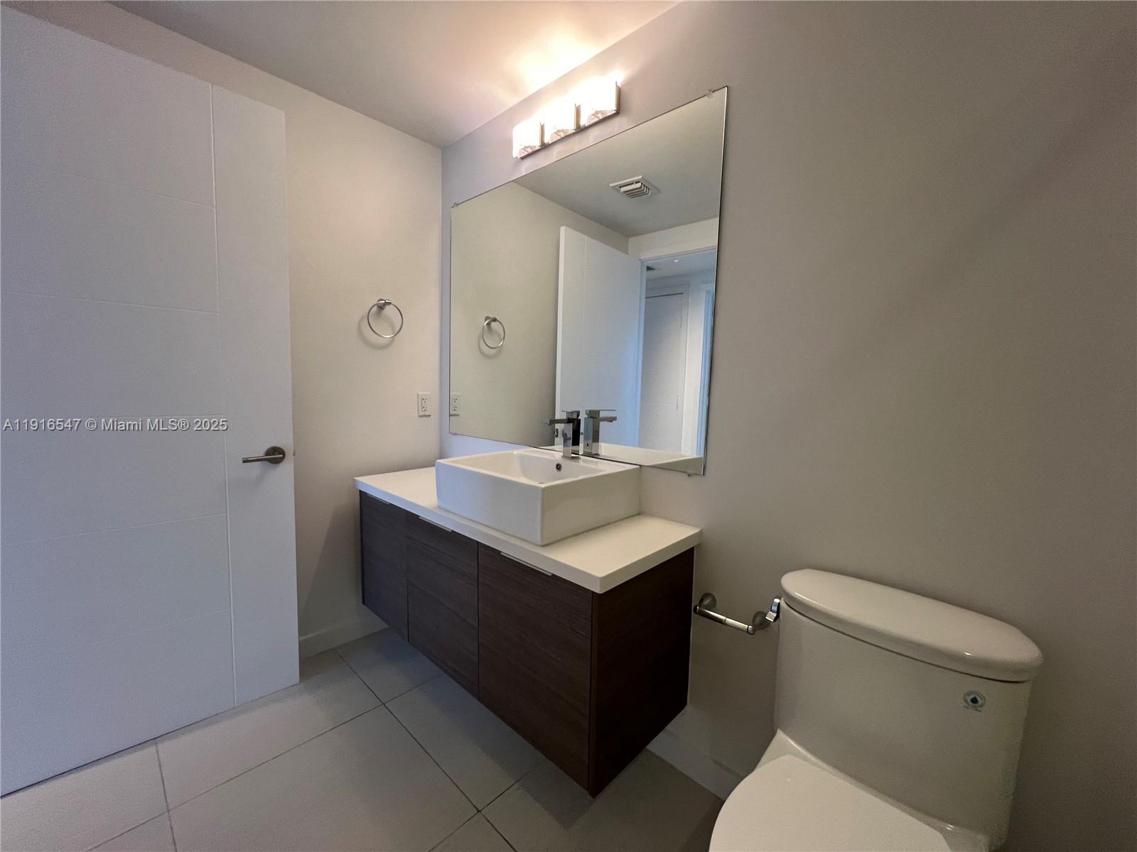1010 SW 2nd Ave #1610, Miami FL 33130