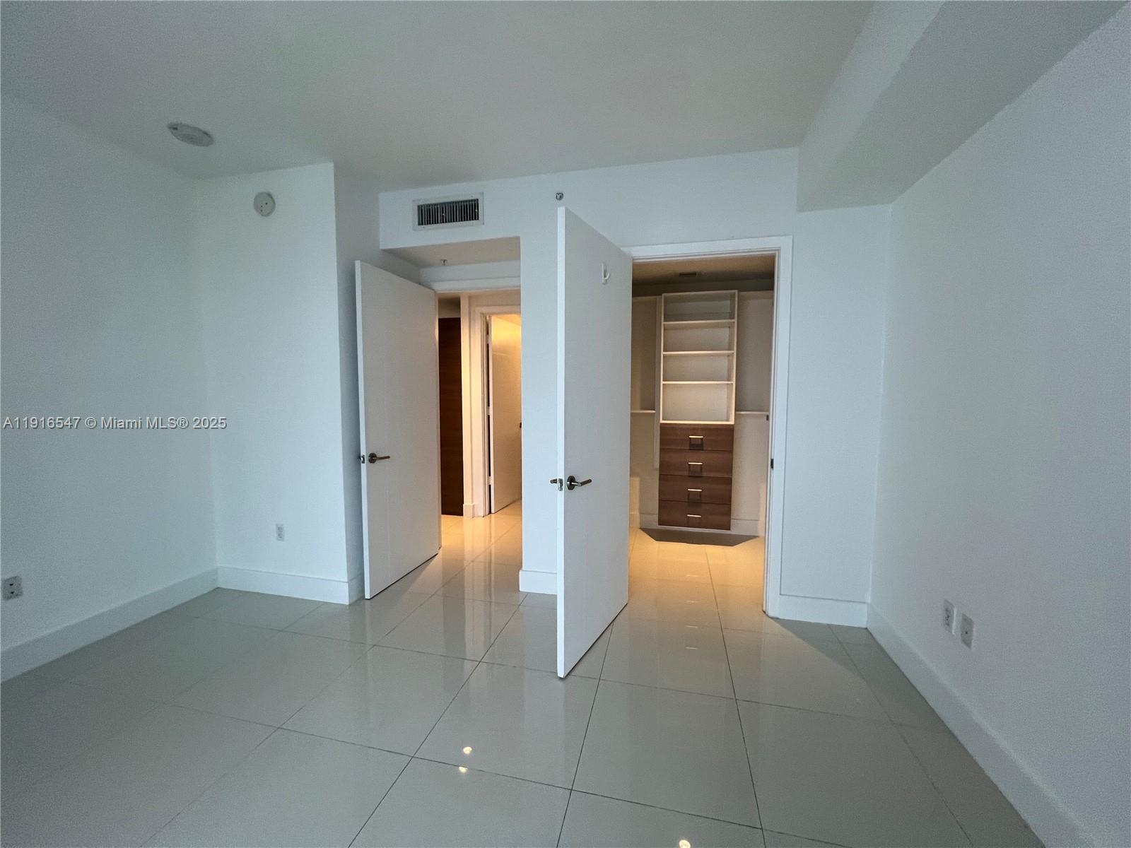 1010 SW 2nd Ave #1610, Miami FL 33130