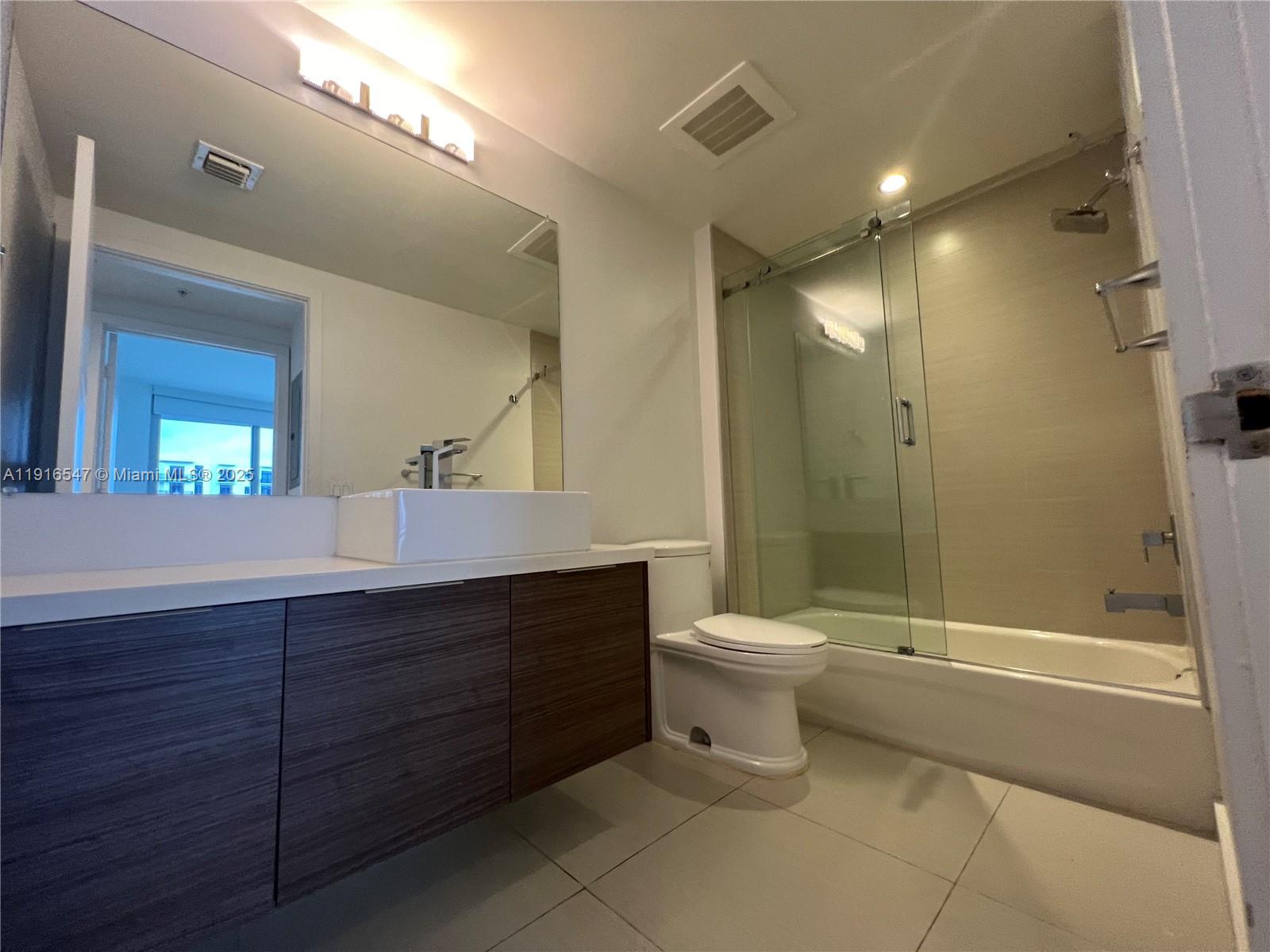 1010 SW 2nd Ave #1610, Miami FL 33130