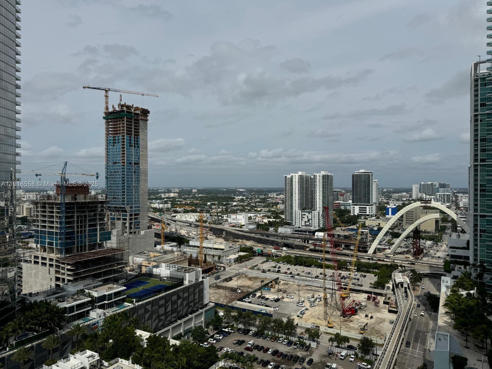888 Biscayne Blvd #2801, Miami FL 33132
