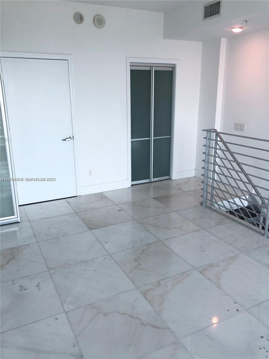 60 SW 13th St #2803, Miami FL 33130