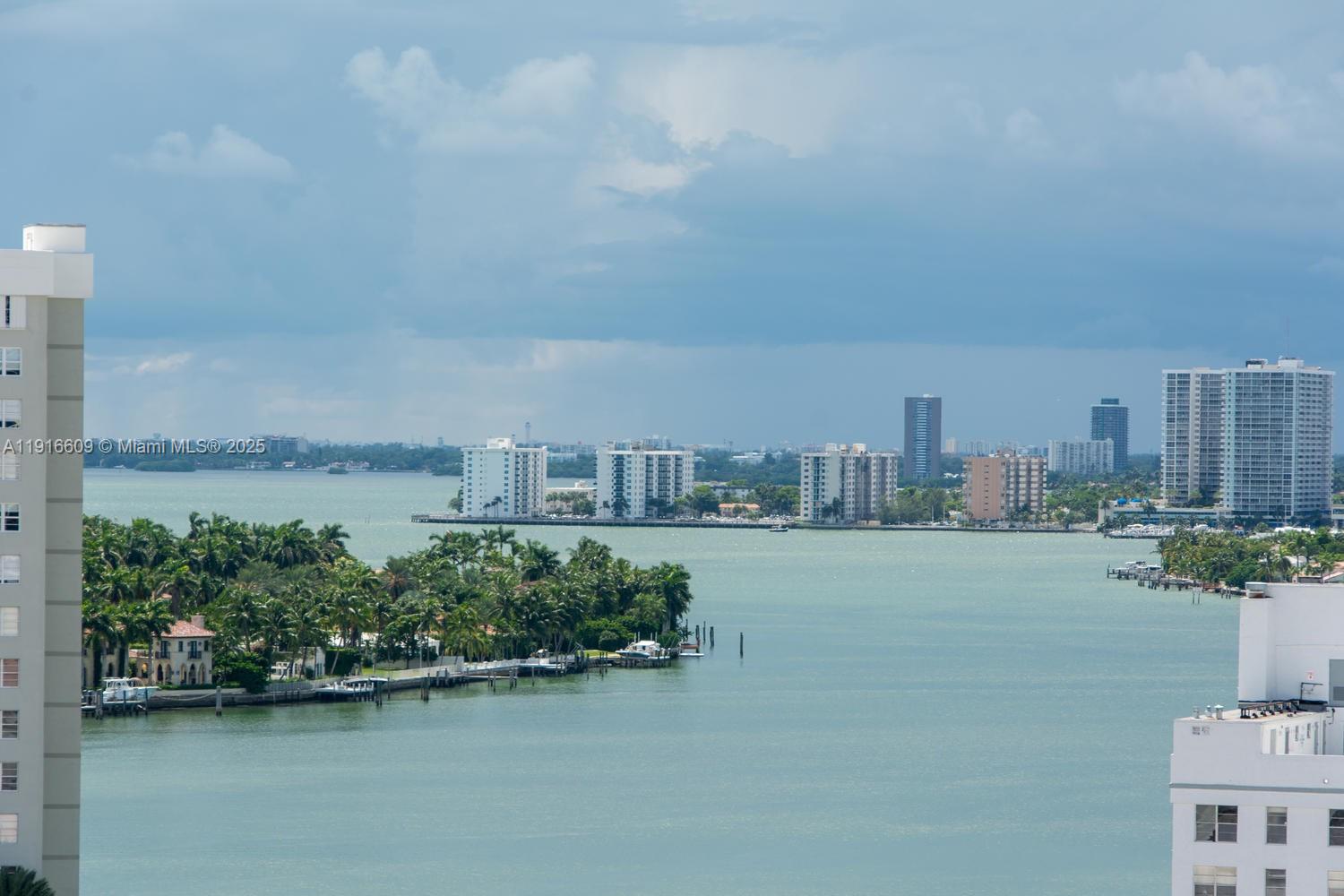 6801 Collins Ave #PH06 (Deed PH 10), Miami Beach FL 33141