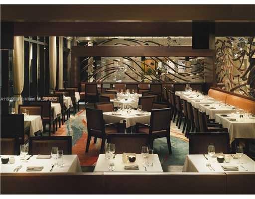 6801 Collins Ave #PH06 (Deed PH 10), Miami Beach FL 33141