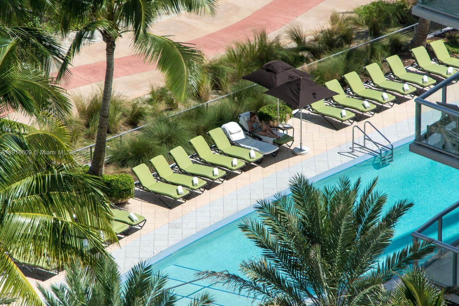 6801 Collins Ave #PH06 (Deed PH 10), Miami Beach FL 33141