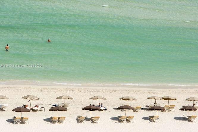 6801 Collins Ave #PH06 (Deed PH 10), Miami Beach FL 33141