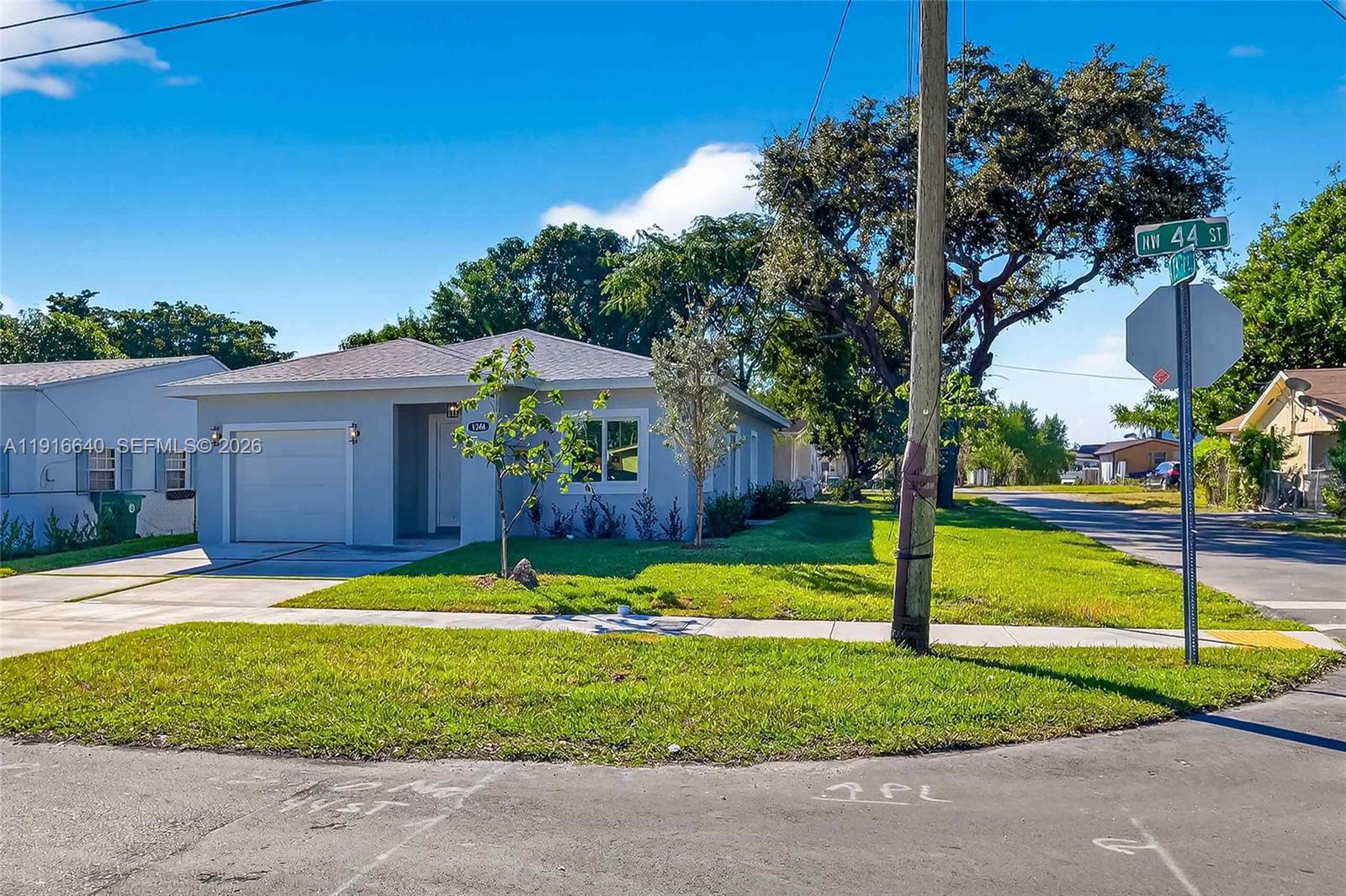 1346 NW 44th St, Miami FL 33142