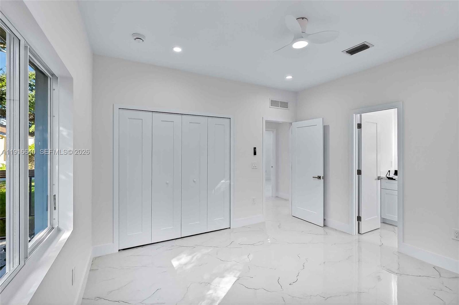 1346 NW 44th St, Miami FL 33142