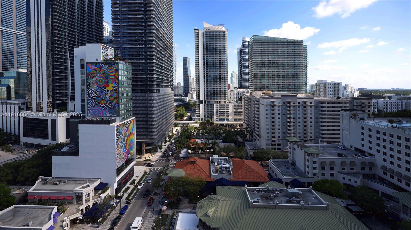 45 SW 9th St #1504, Miami FL 33130