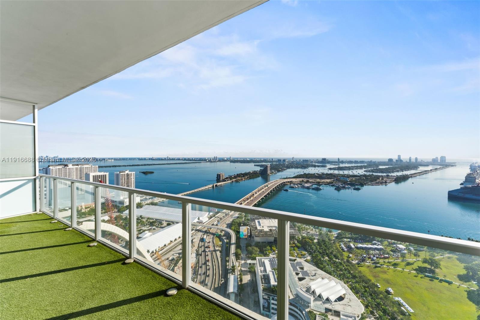 1100 Biscayne Blvd #4502, Miami FL 33132