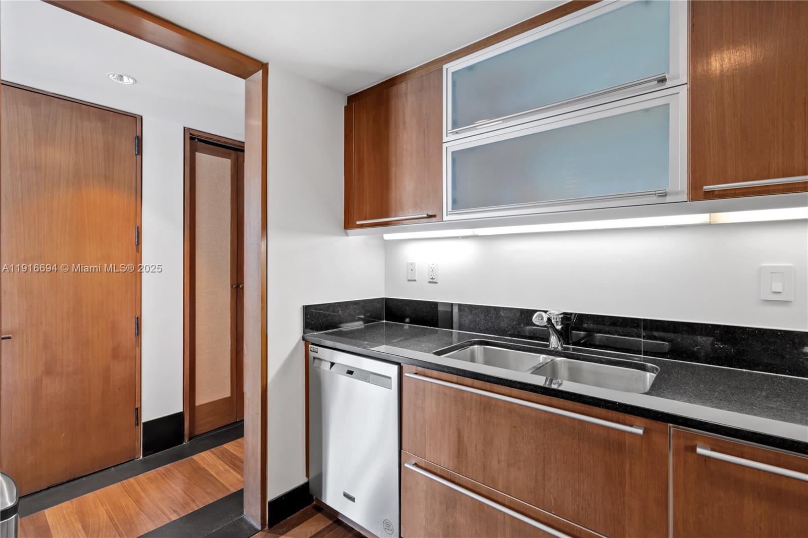 101 20th St #2504, Miami Beach FL 33139