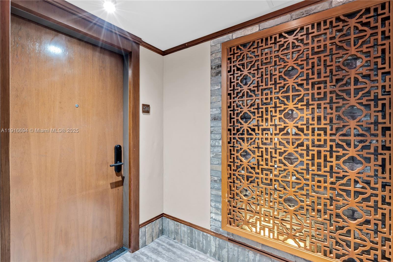 101 20th St #2504, Miami Beach FL 33139