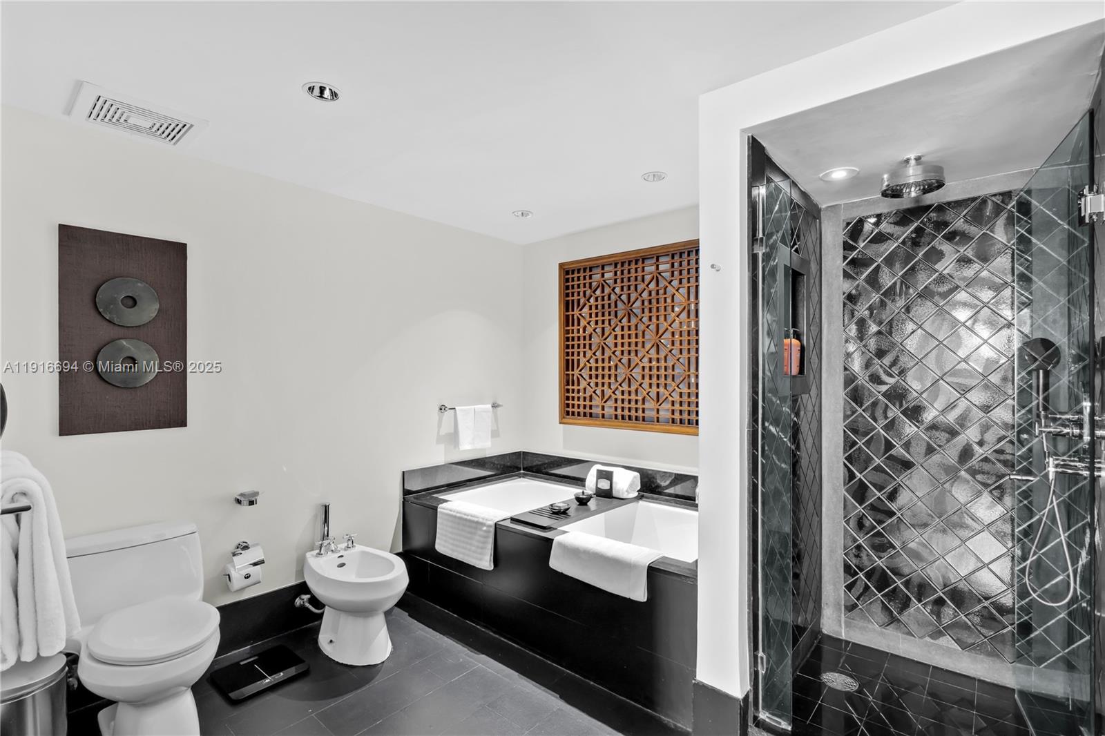 101 20th St #2504, Miami Beach FL 33139