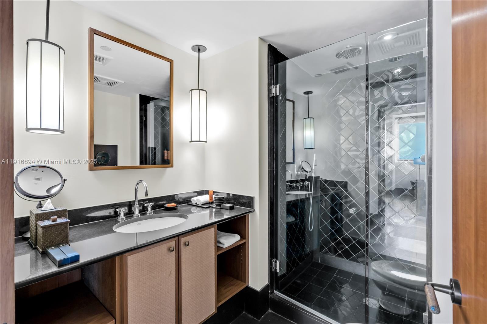 101 20th St #2504, Miami Beach FL 33139