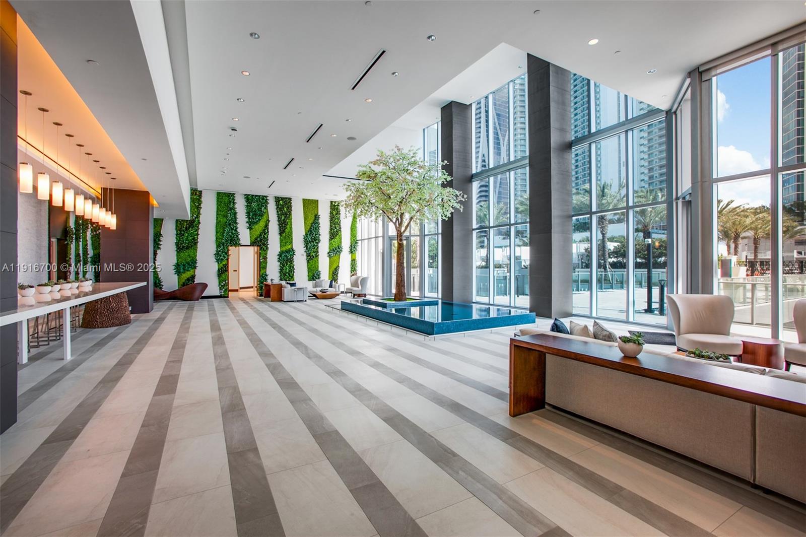 851 NE 1ST Ave #1810, Miami FL 33132