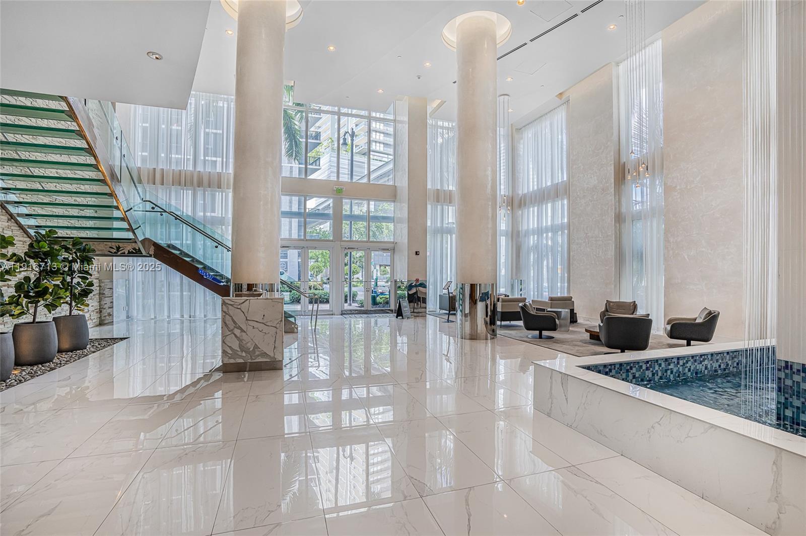 41 SE 5th St #1212, Miami FL 33131