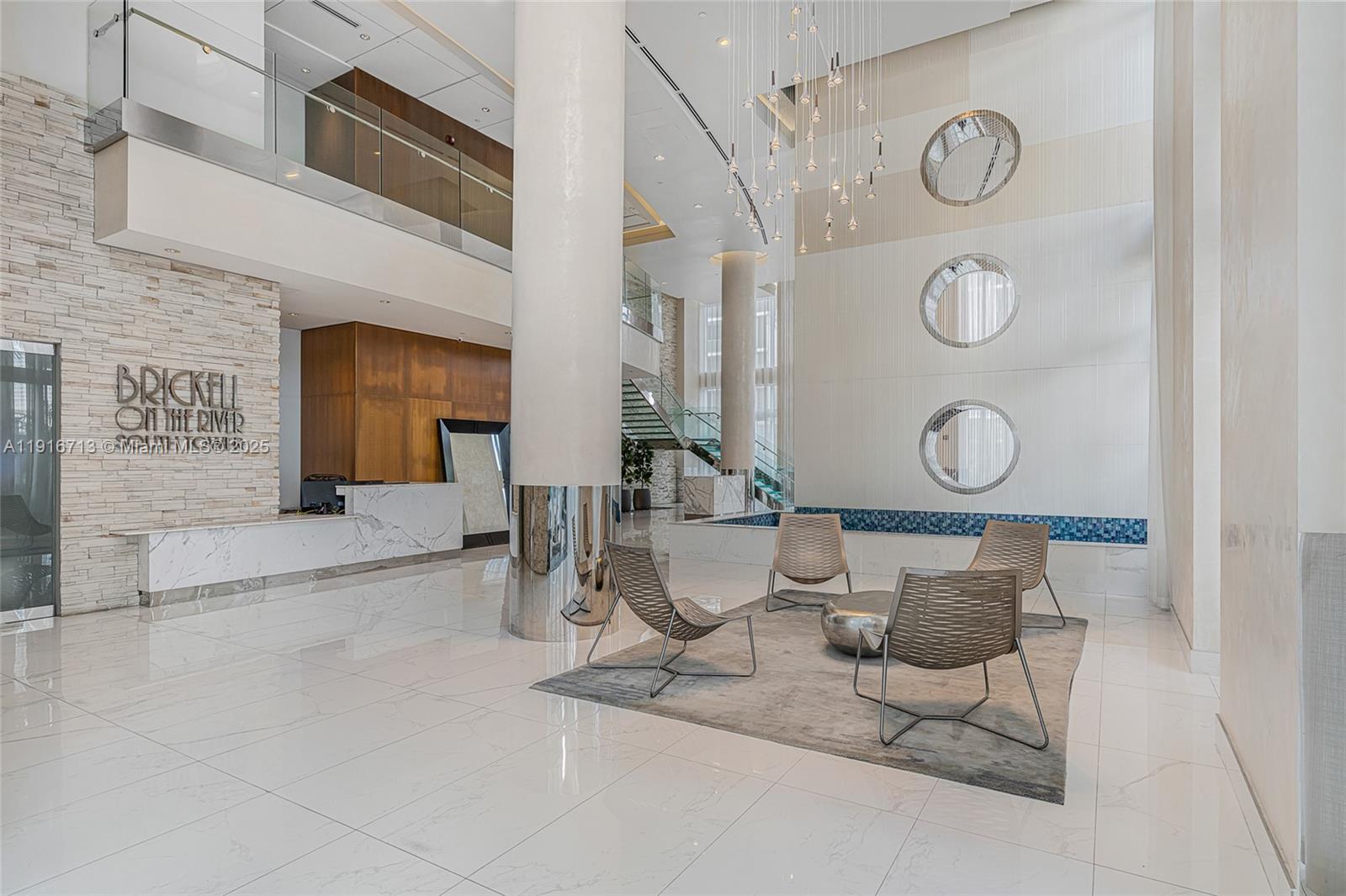 41 SE 5th St #1212, Miami FL 33131