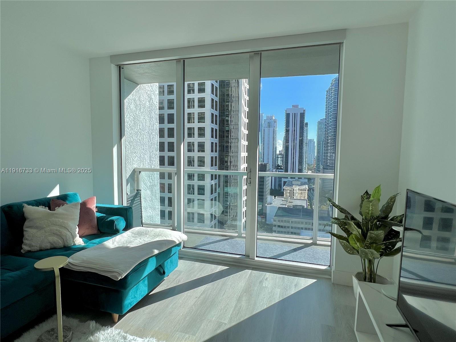 55 SE 6th St #2608, Miami FL 33131