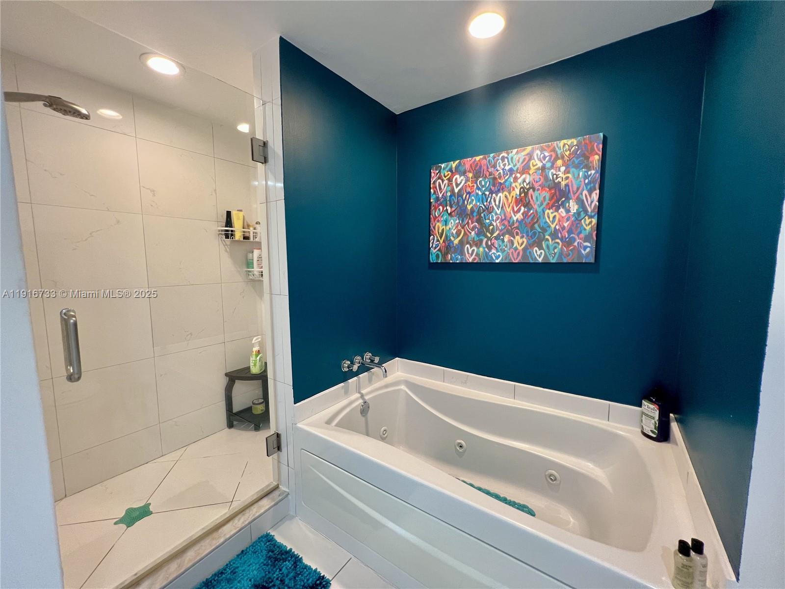 55 SE 6th St #2608, Miami FL 33131