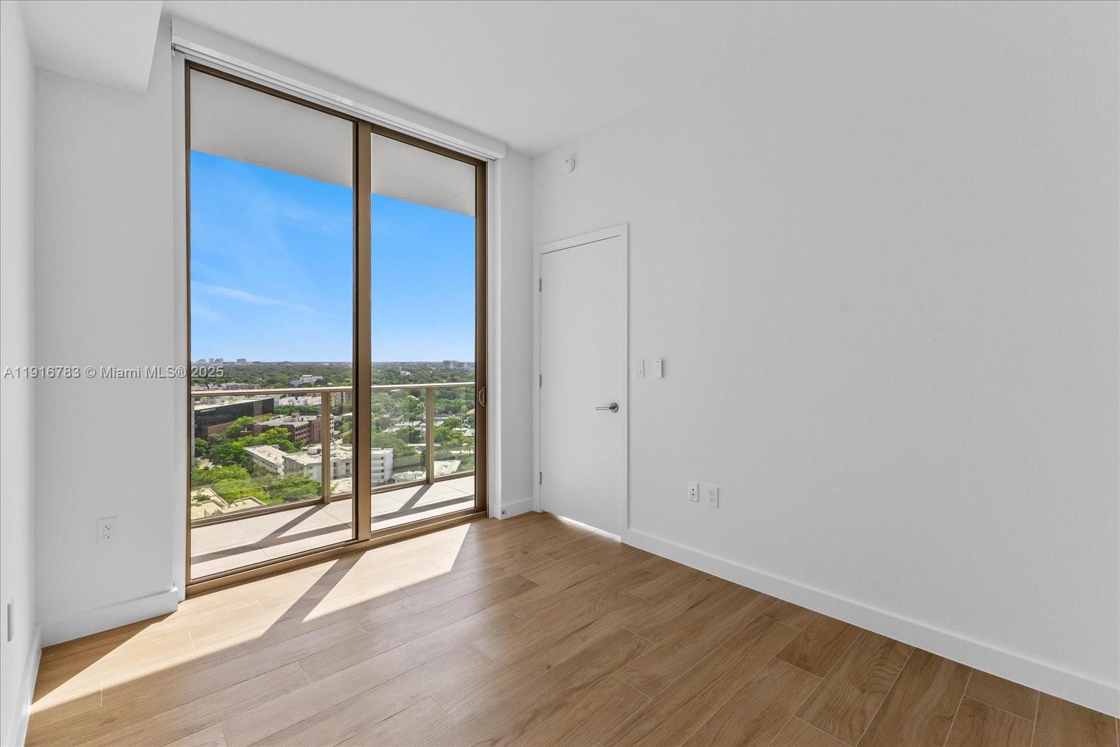 2678 Tigertail Ave #1605, Miami FL 33133