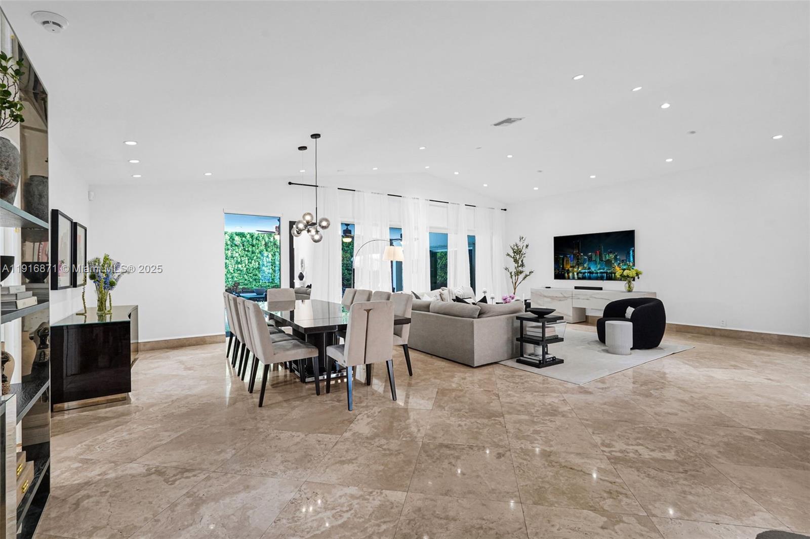 145 Bal Bay Dr, Bal Harbour FL 33154