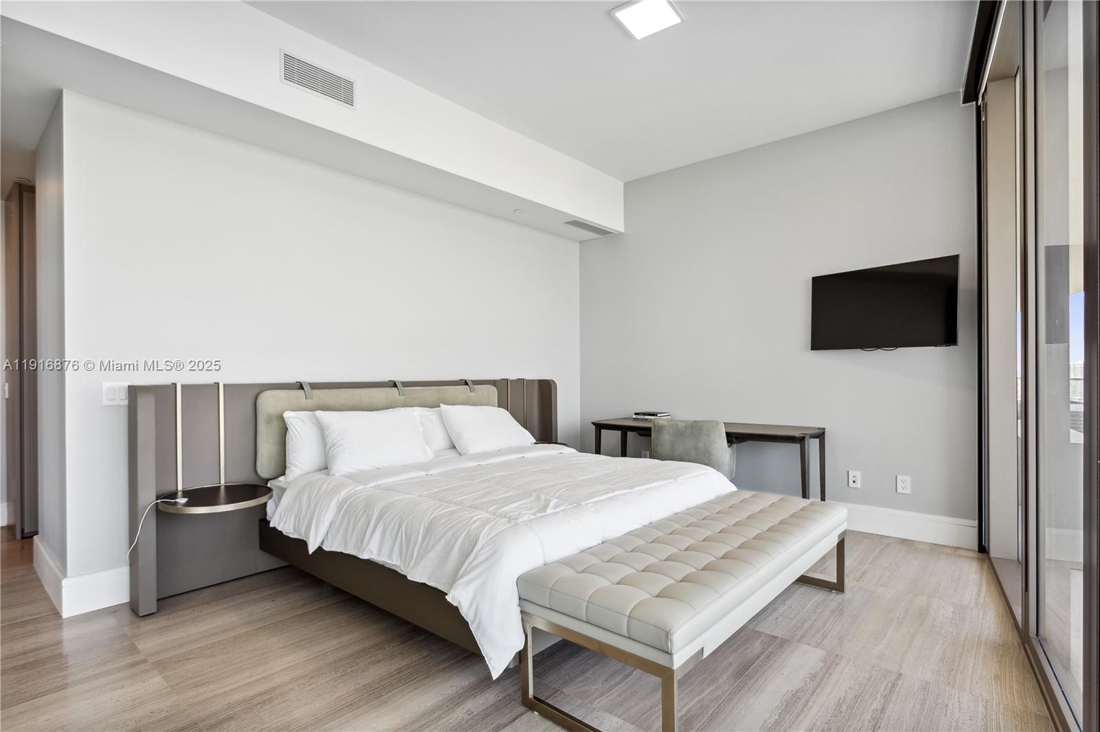 18975 Collins Ave #1905, Sunny Isles Beach FL 33160