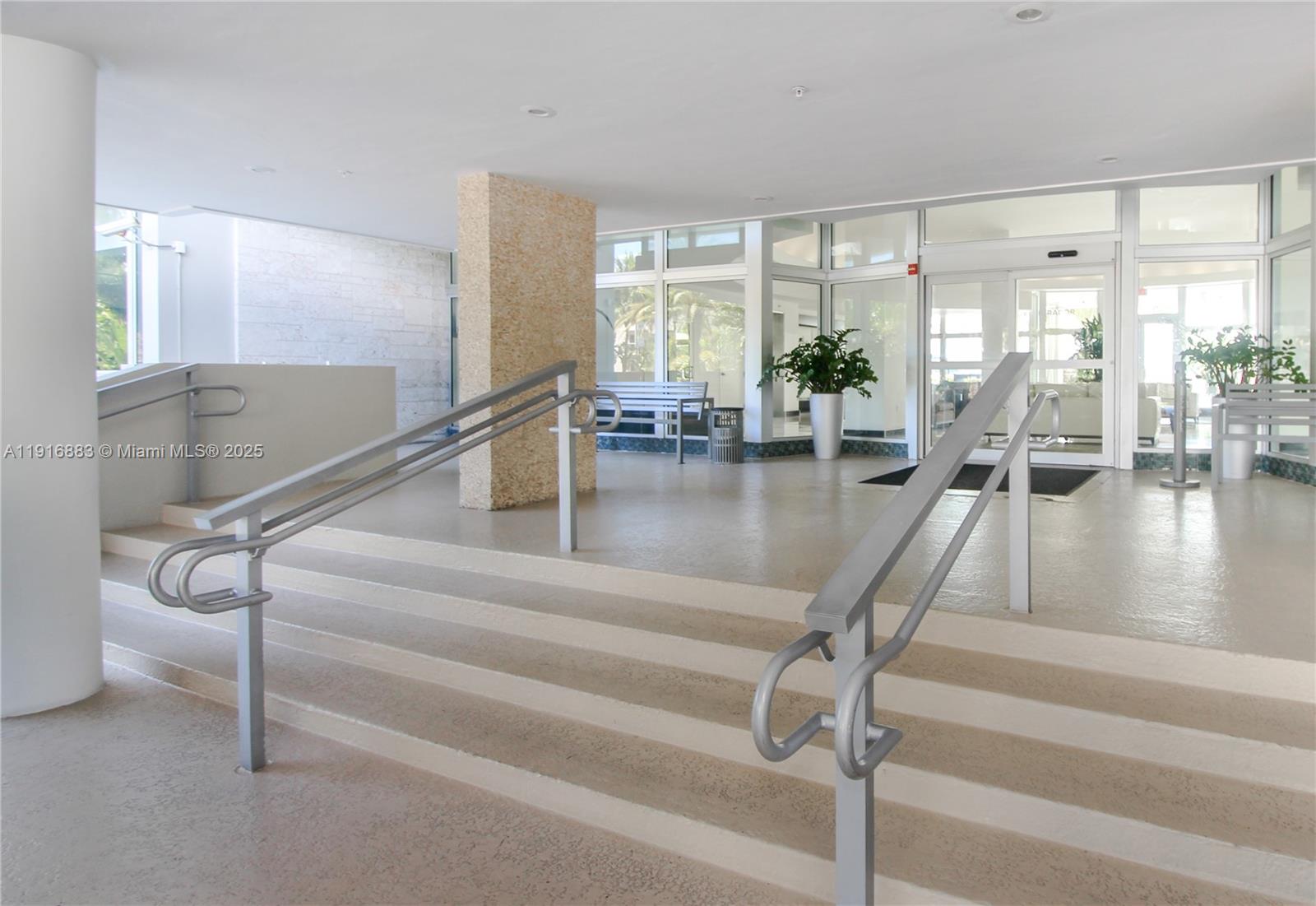 1200 West Ave #614, Miami Beach FL 33139