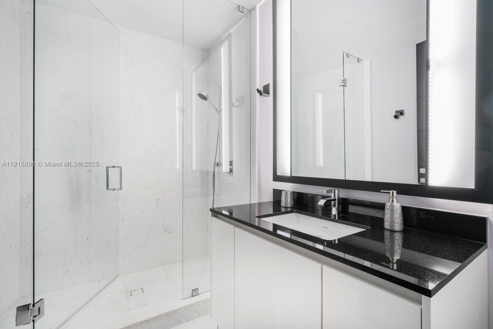 18555 Collins Ave #3505, Sunny Isles Beach FL 33160