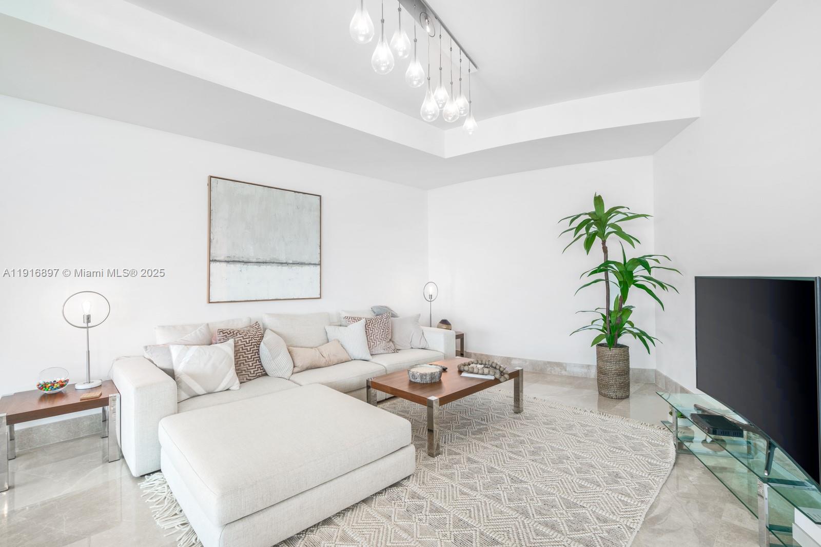 18555 Collins Ave #5105, Sunny Isles Beach FL 33160