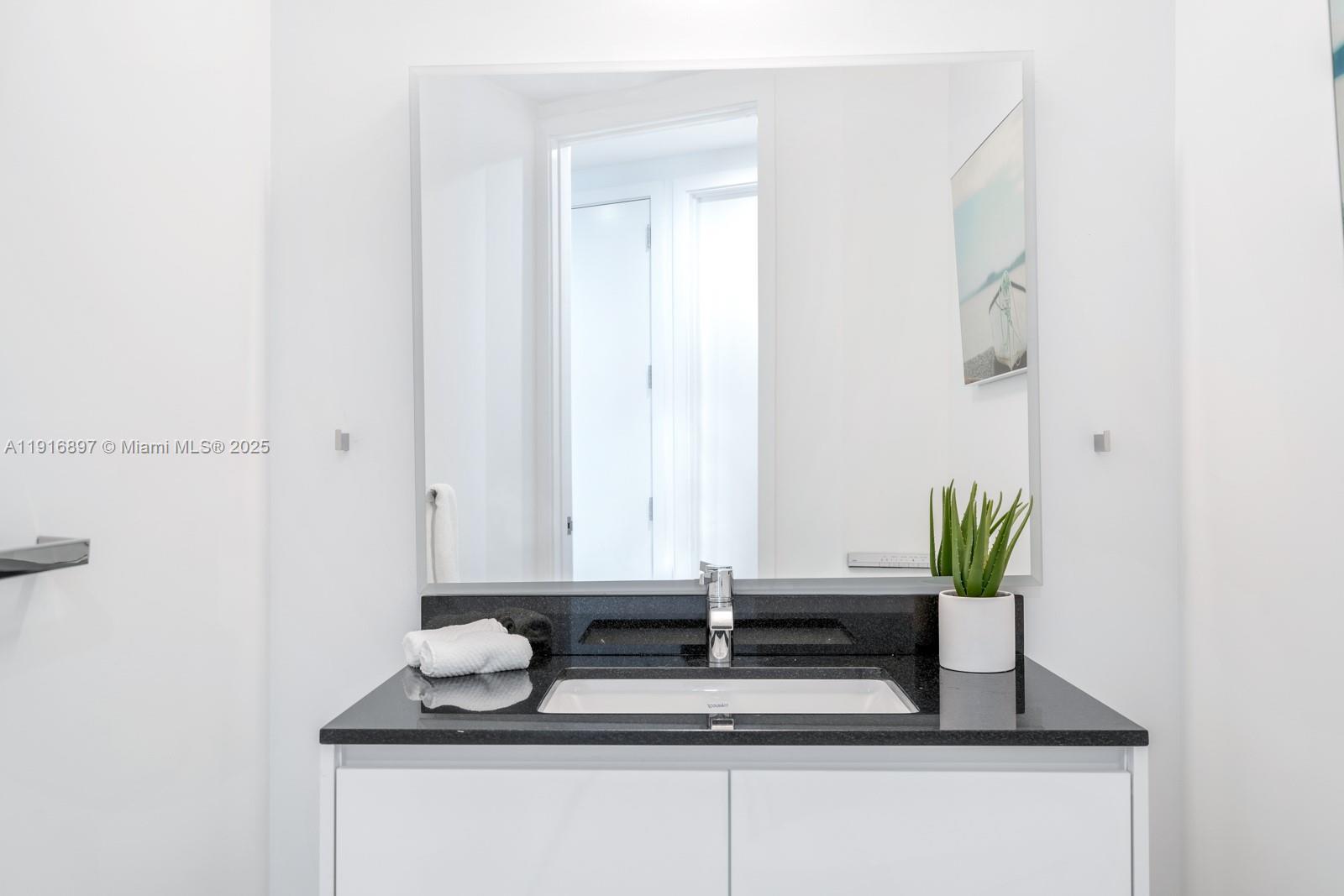 18555 Collins Ave #5105, Sunny Isles Beach FL 33160