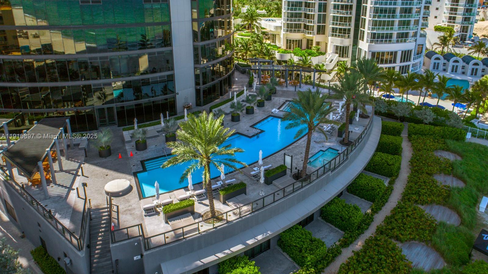 18555 Collins Ave #5105, Sunny Isles Beach FL 33160