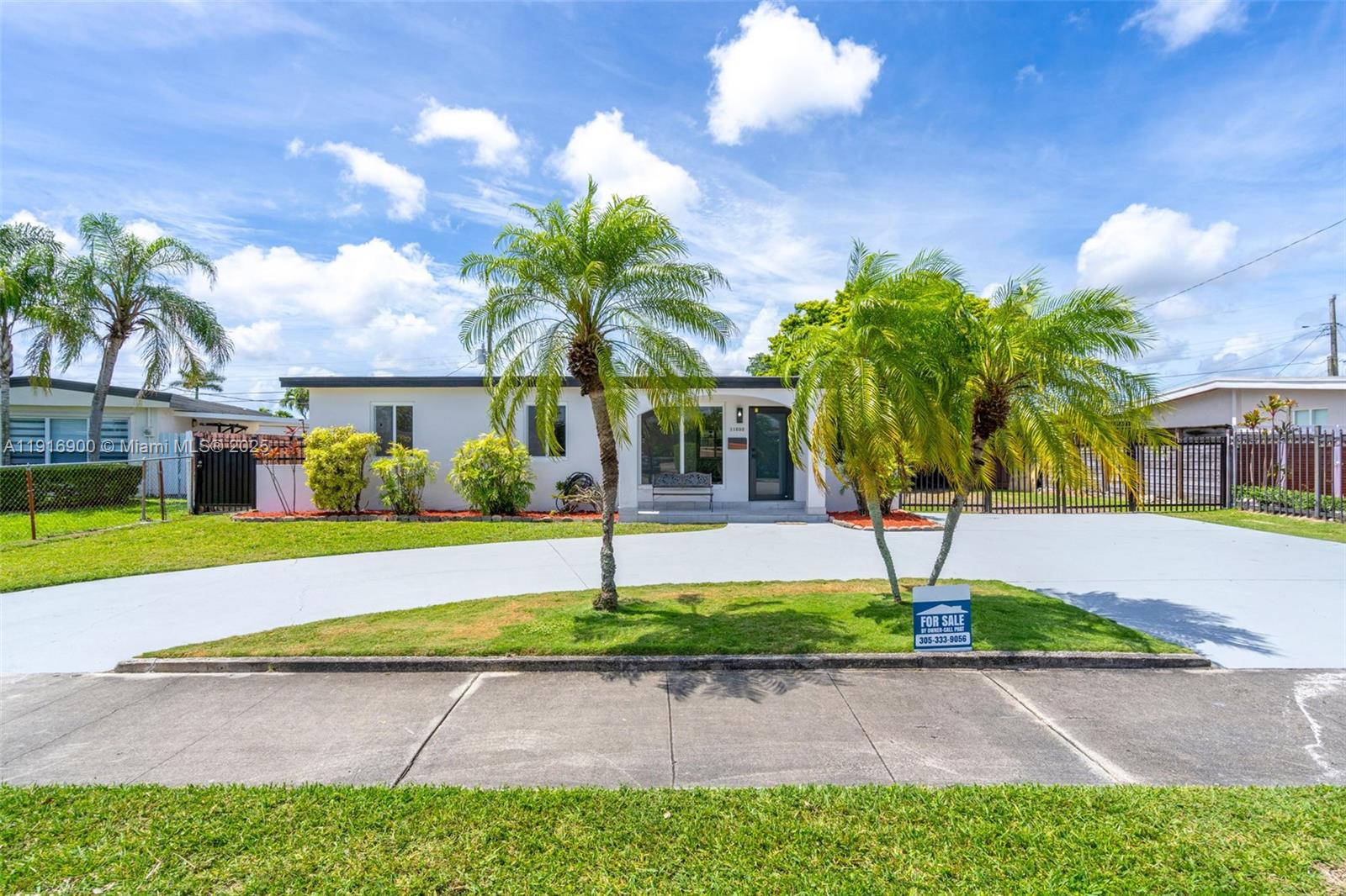 11030 SW 42 ST, Miami FL 33165