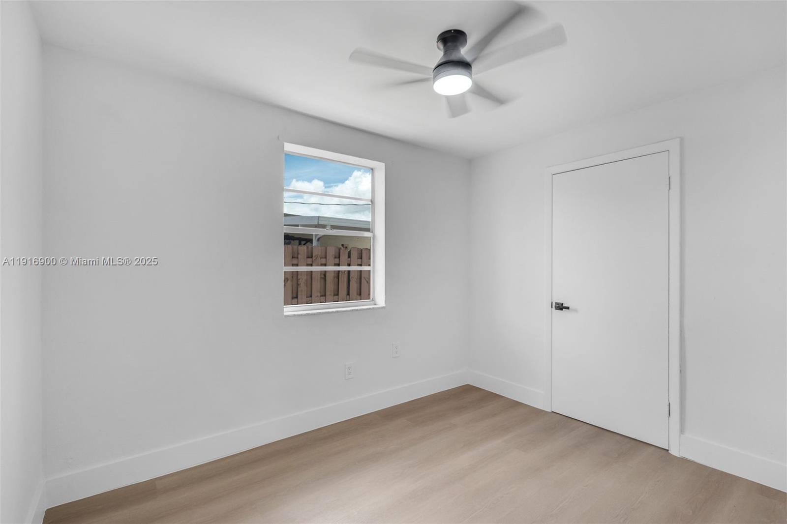 11030 SW 42 ST, Miami FL 33165