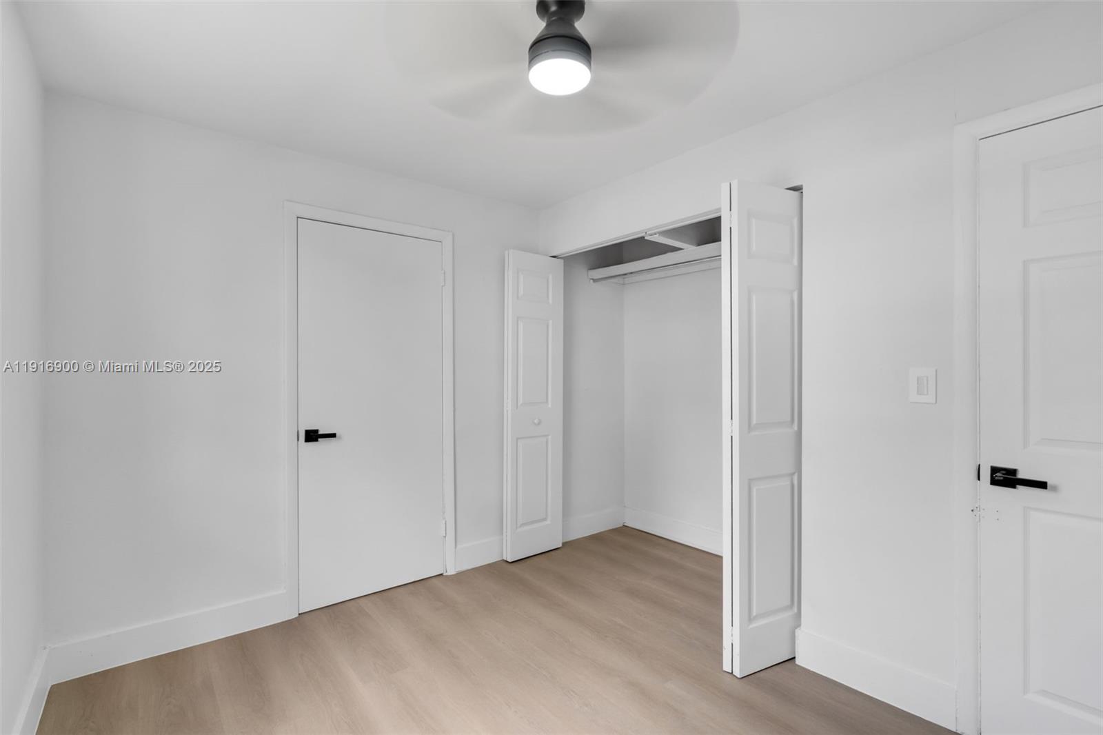 11030 SW 42 ST, Miami FL 33165