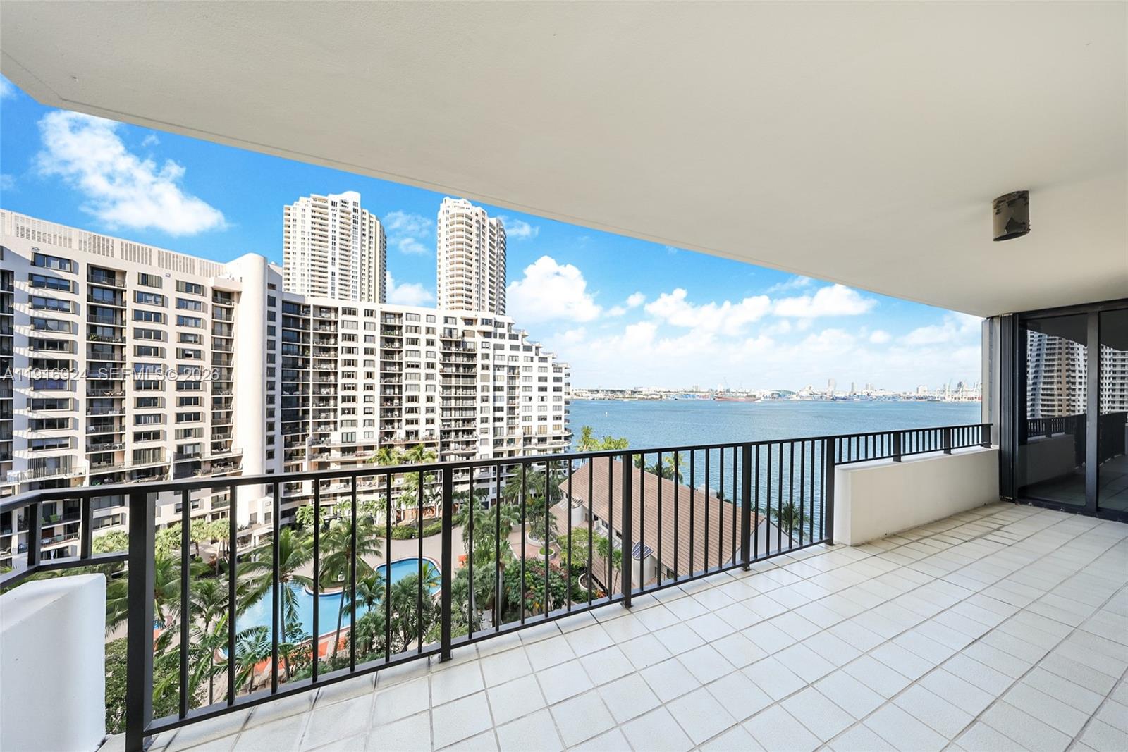 520 Brickell Key Dr #A1104, Miami FL 33131