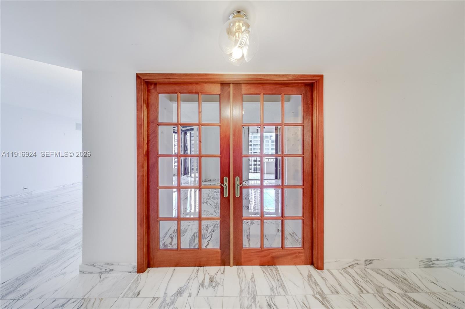 520 Brickell Key Dr #A1104, Miami FL 33131